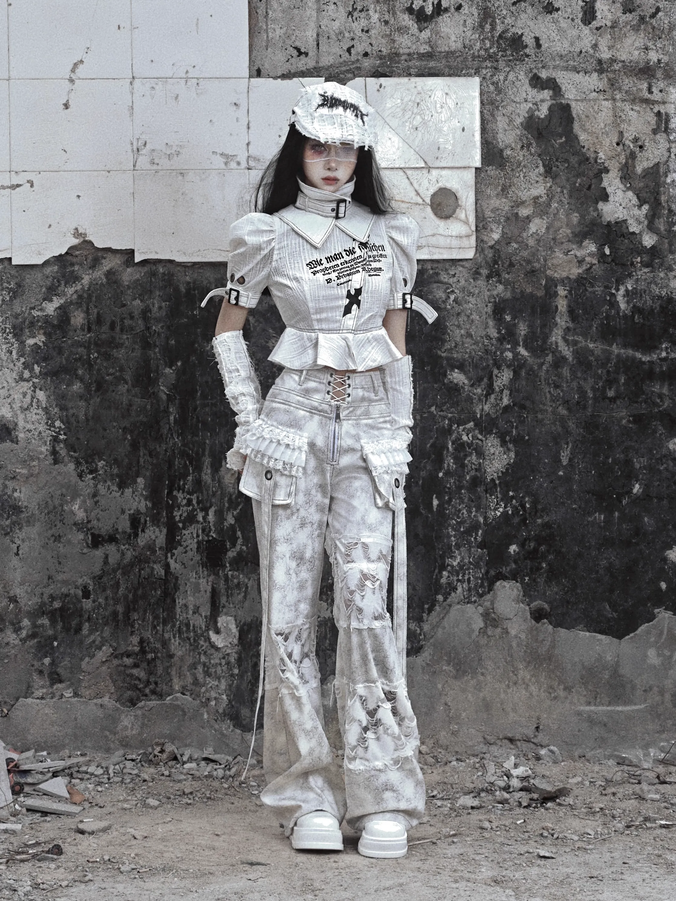 [Blood Supply] Madhouse Cotton Detachable Turtleneck Shirt