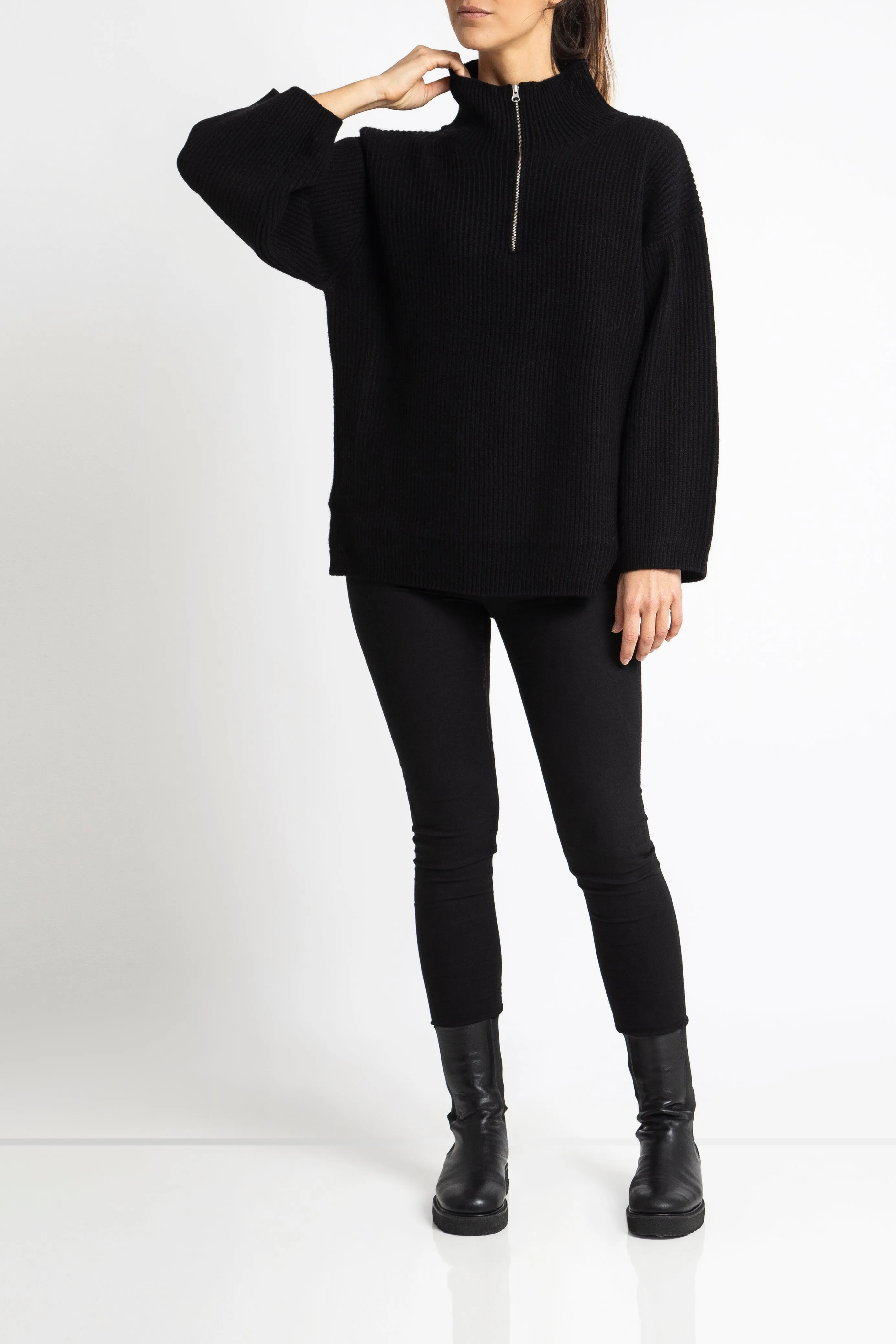 Cashmere Oversized Zip Rib Knit in Black