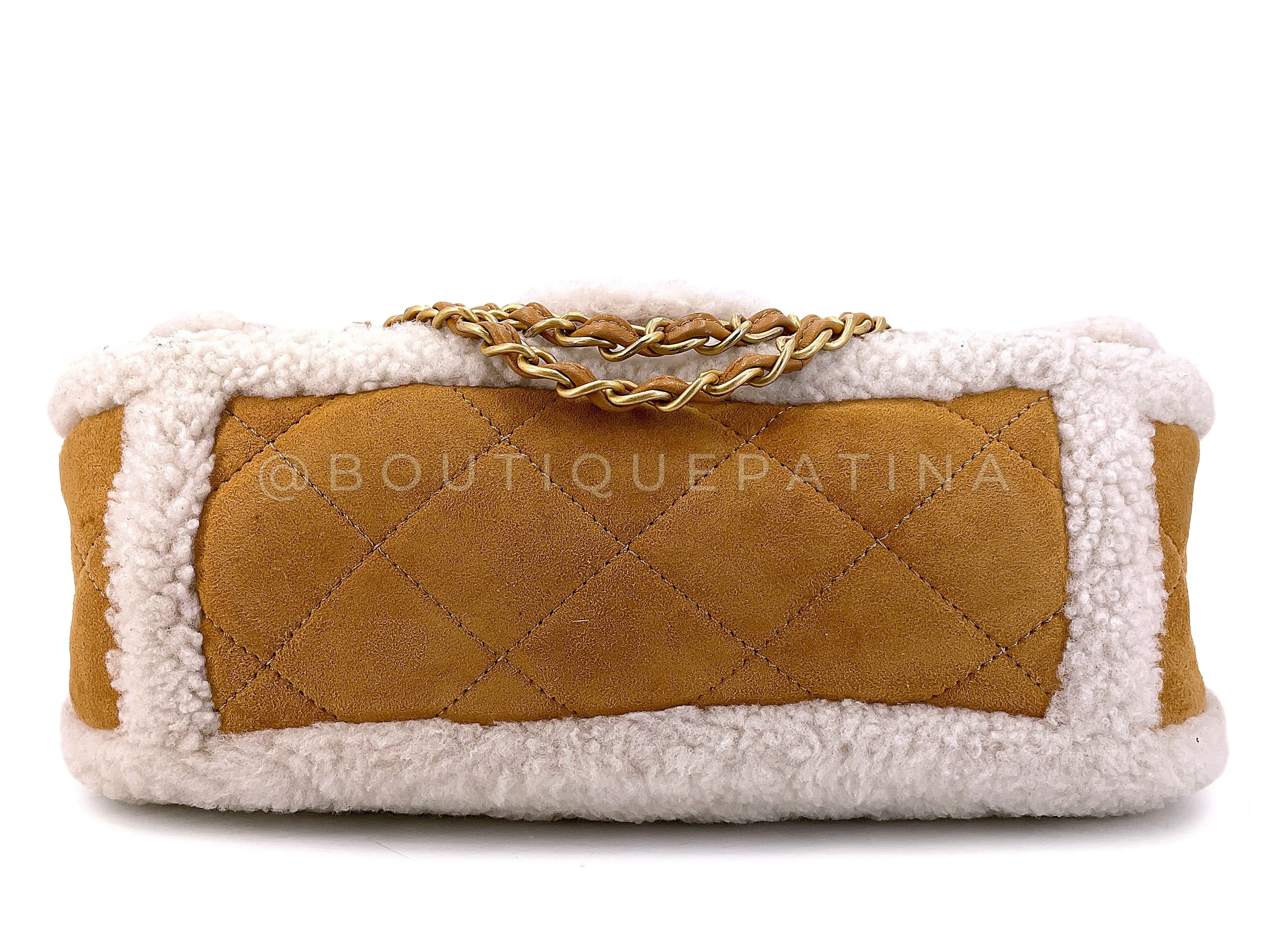 Chanel 2018 Coco Neige Jumbo Camel Caramel Suede Shearling Flap Bag A54