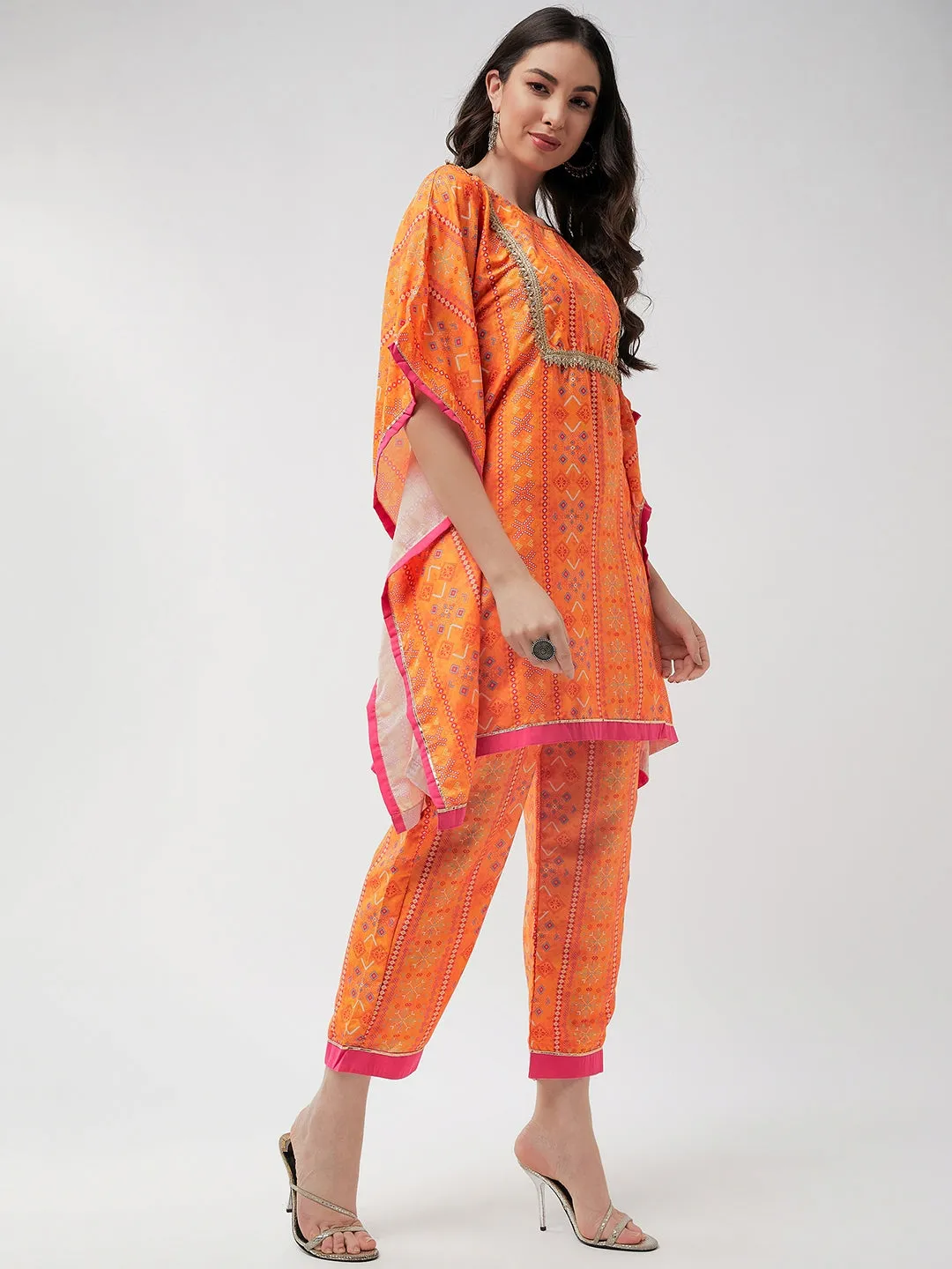 Digital Printed Yoke With Lace Kaftan Short Kurta With Pant Set