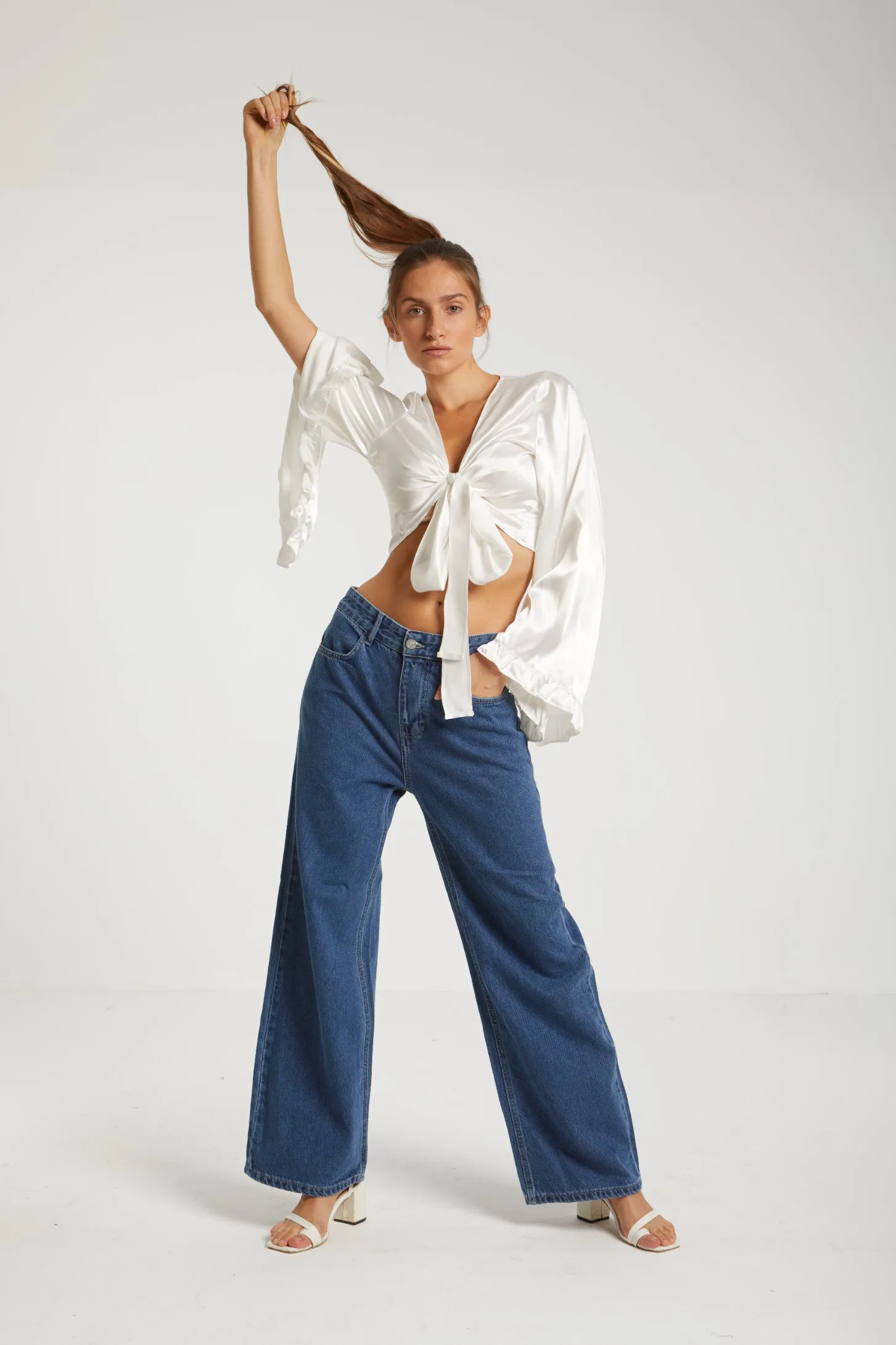 MID RISE WIDE LEG JEANS- MID WASH