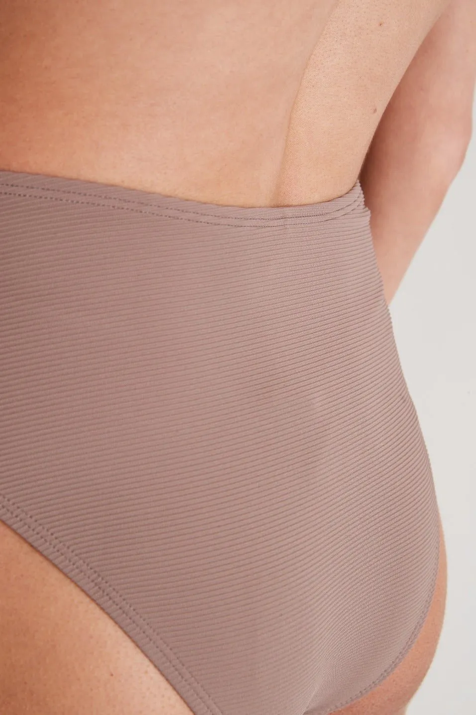 Paloma High Waisted Brief (Latte)