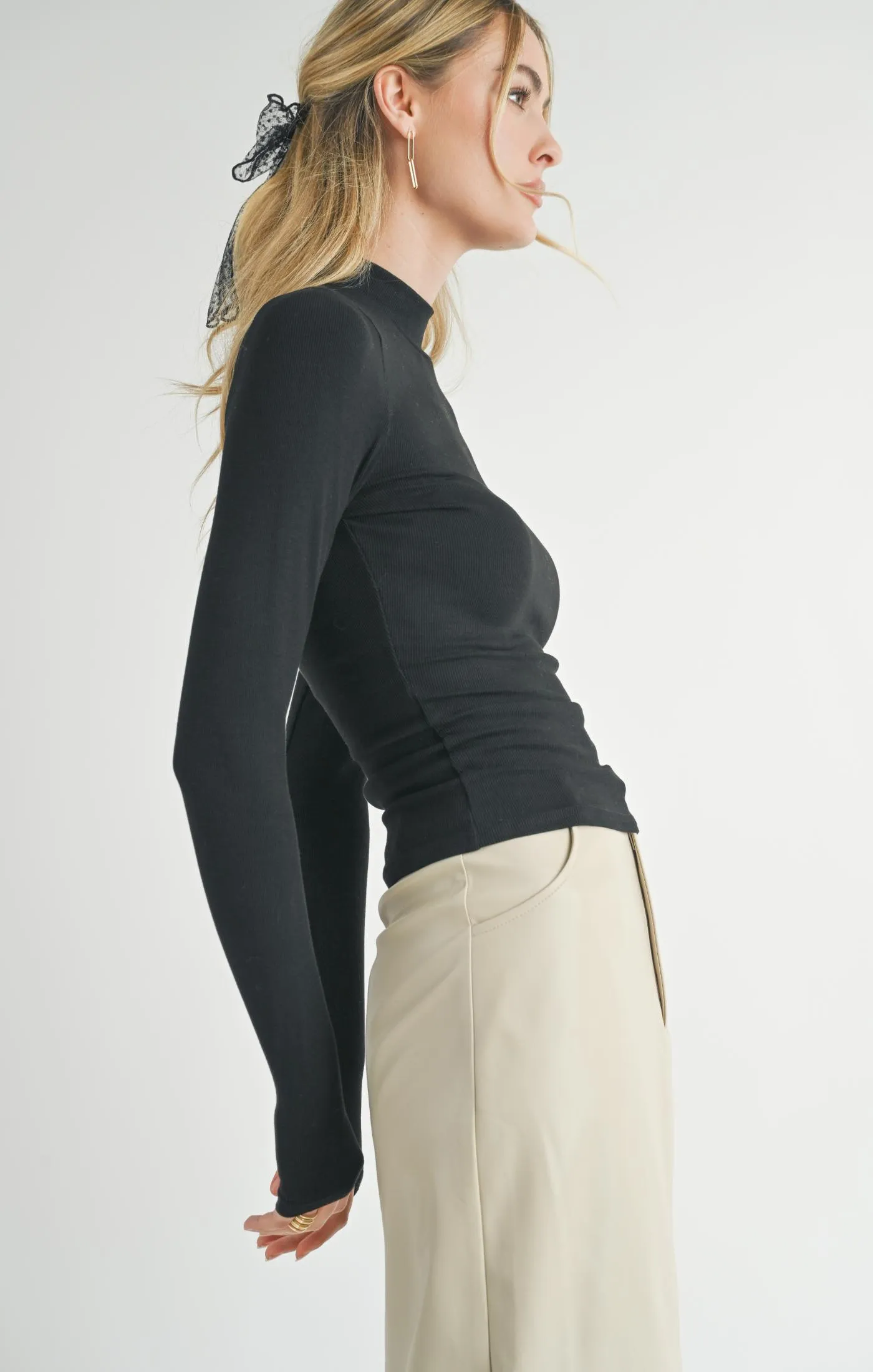 Sadie And Sage Ronan Turtleneck Knit Top