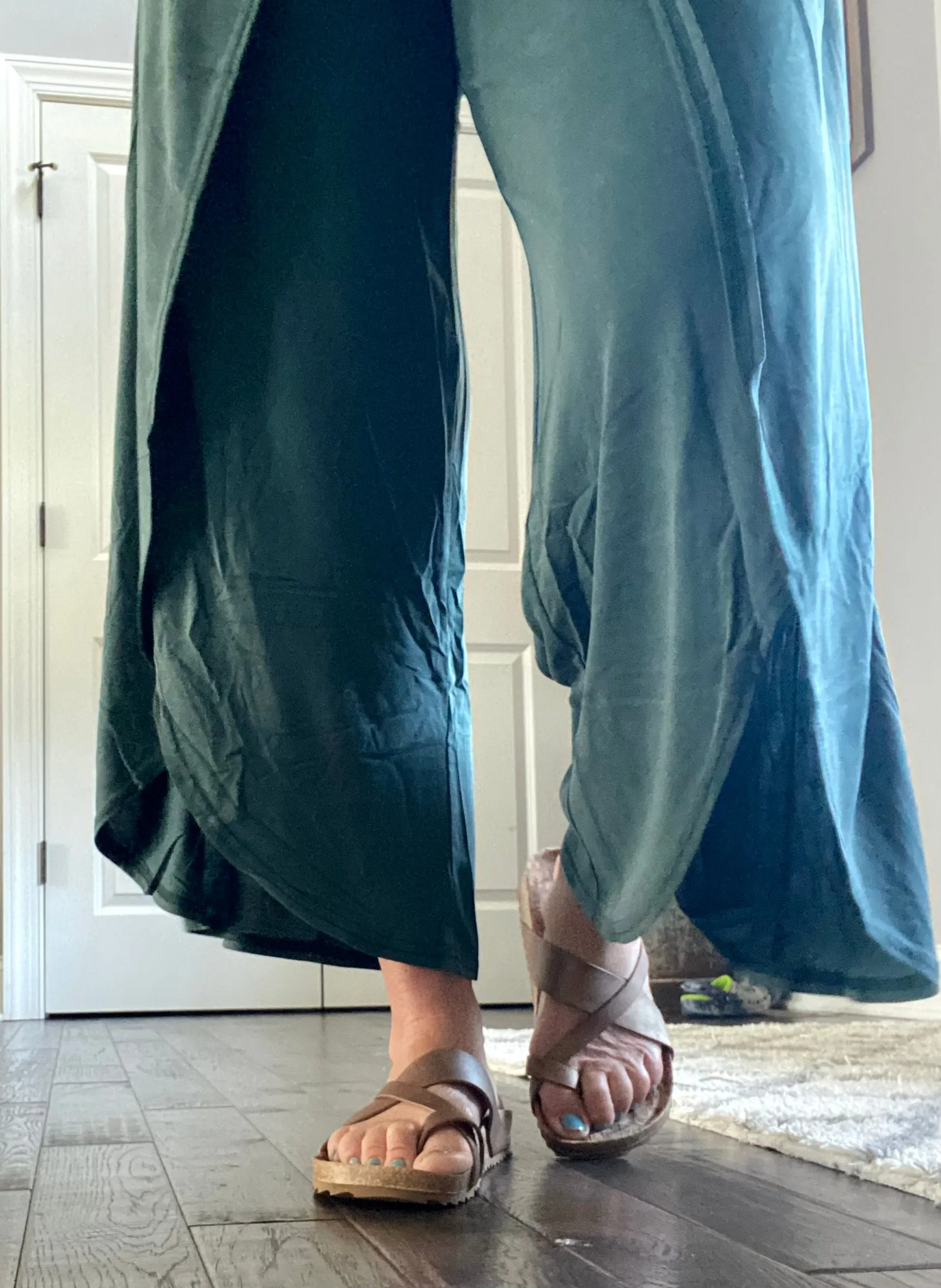 Self tie split leg pants