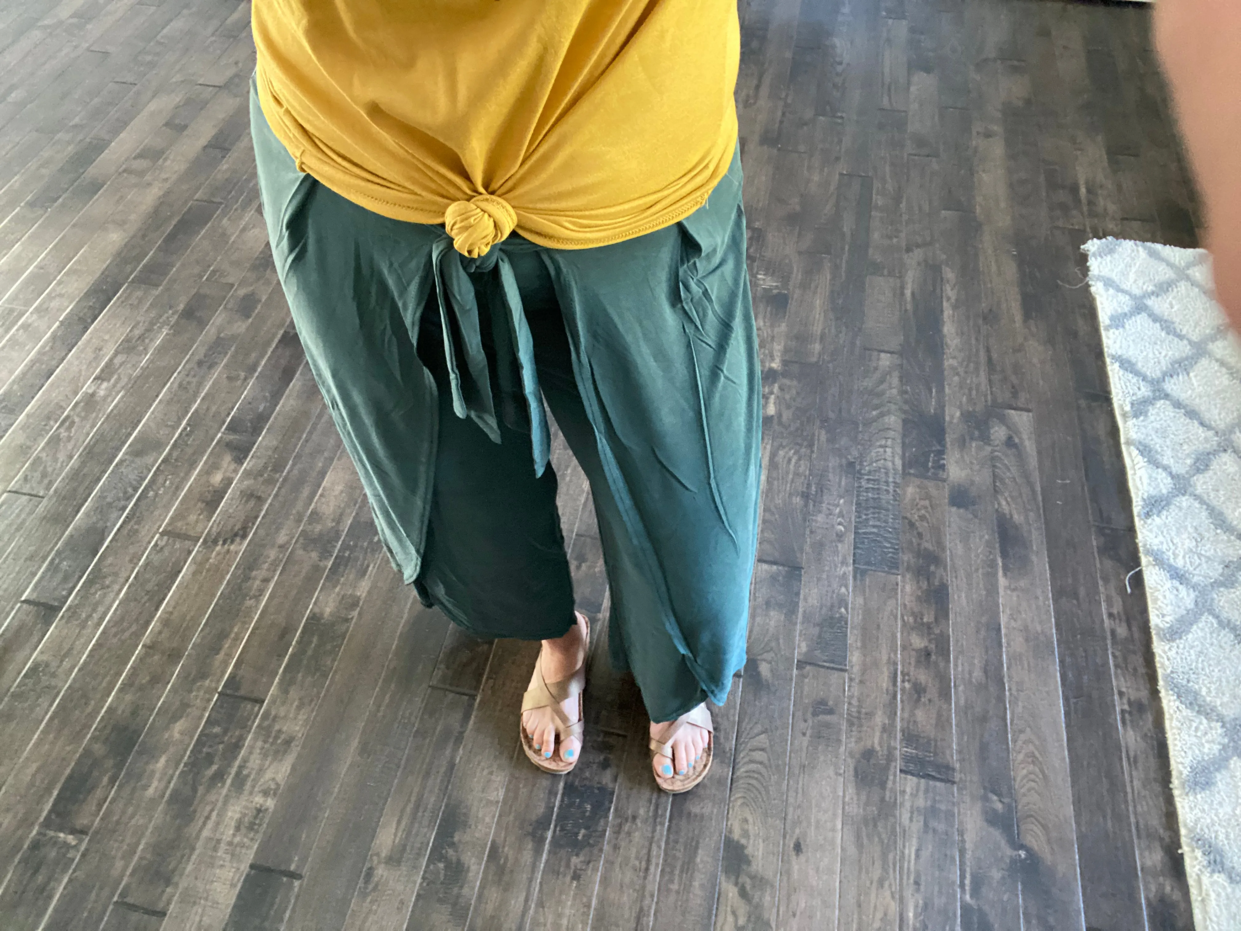 Self tie split leg pants