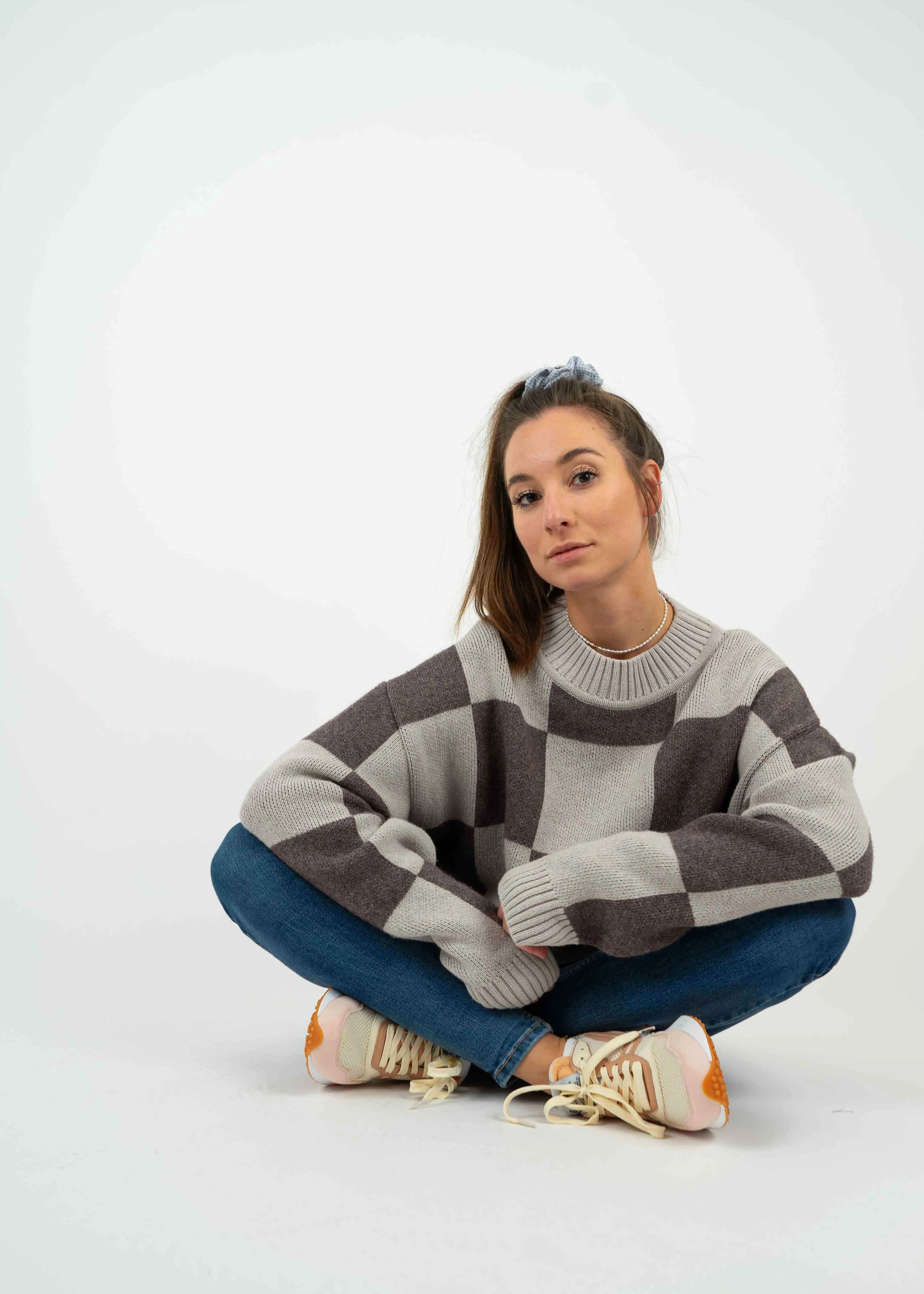 Strick-Sweater KARO OysterGrey/Schokolade